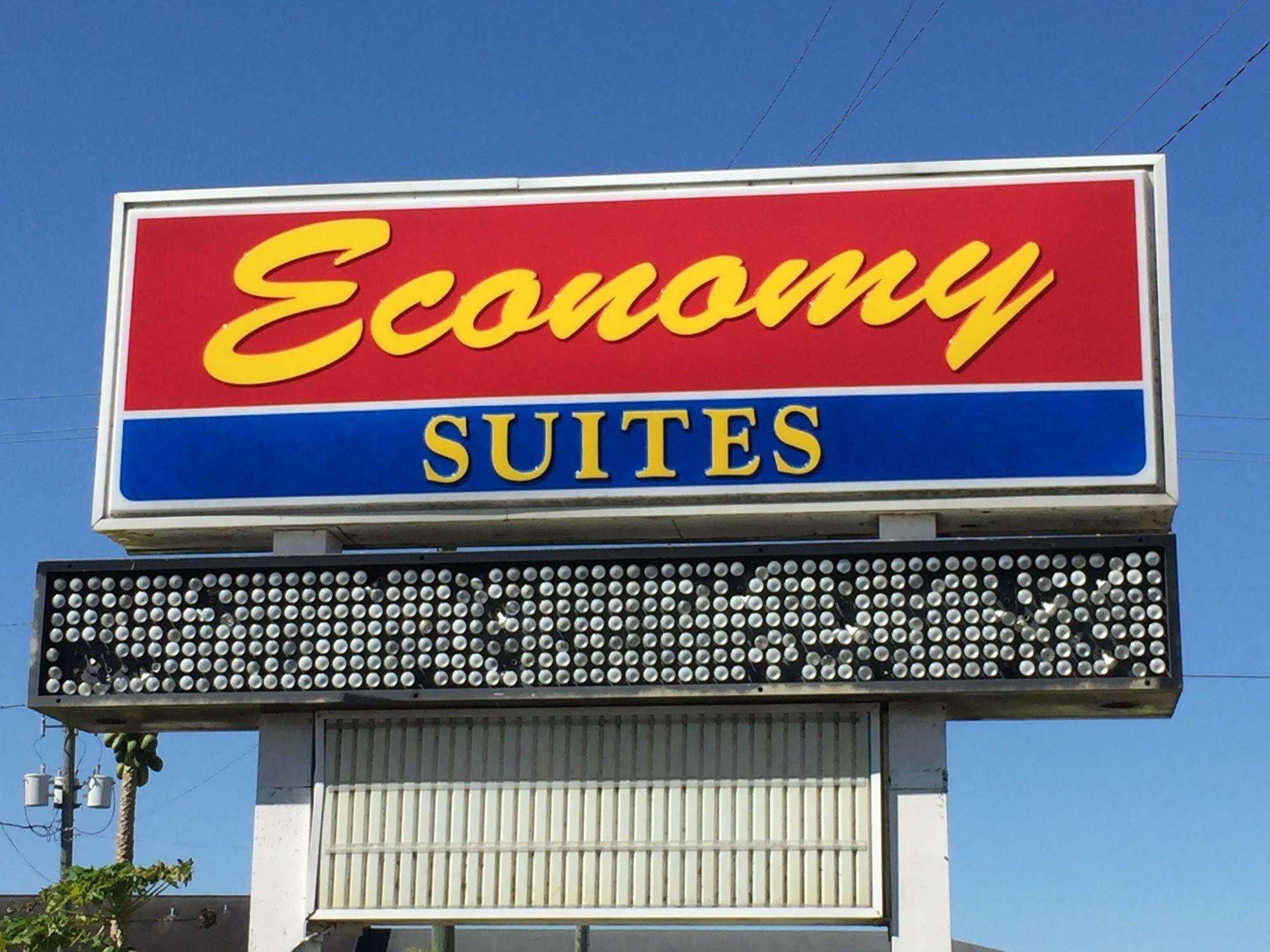 Economy Suites Cypress Gardens Exterior photo